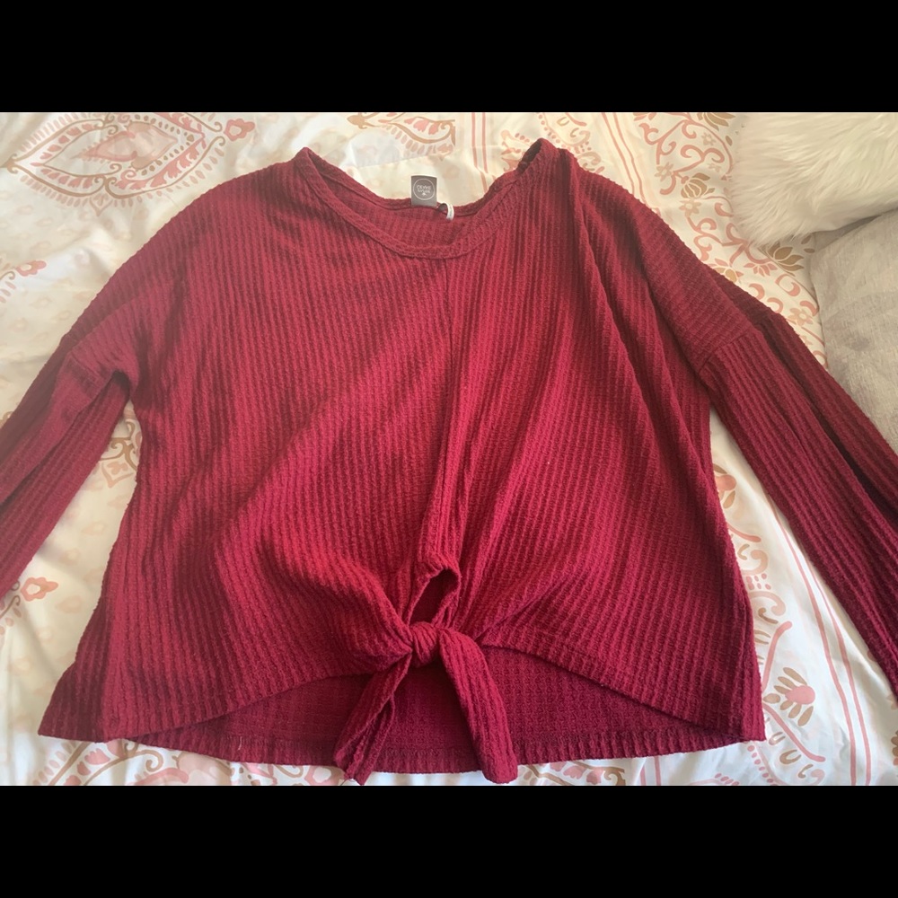 Maroon Sweater w/ tie in front ❤️ super cute & comfy, perfect for fall/ winter!